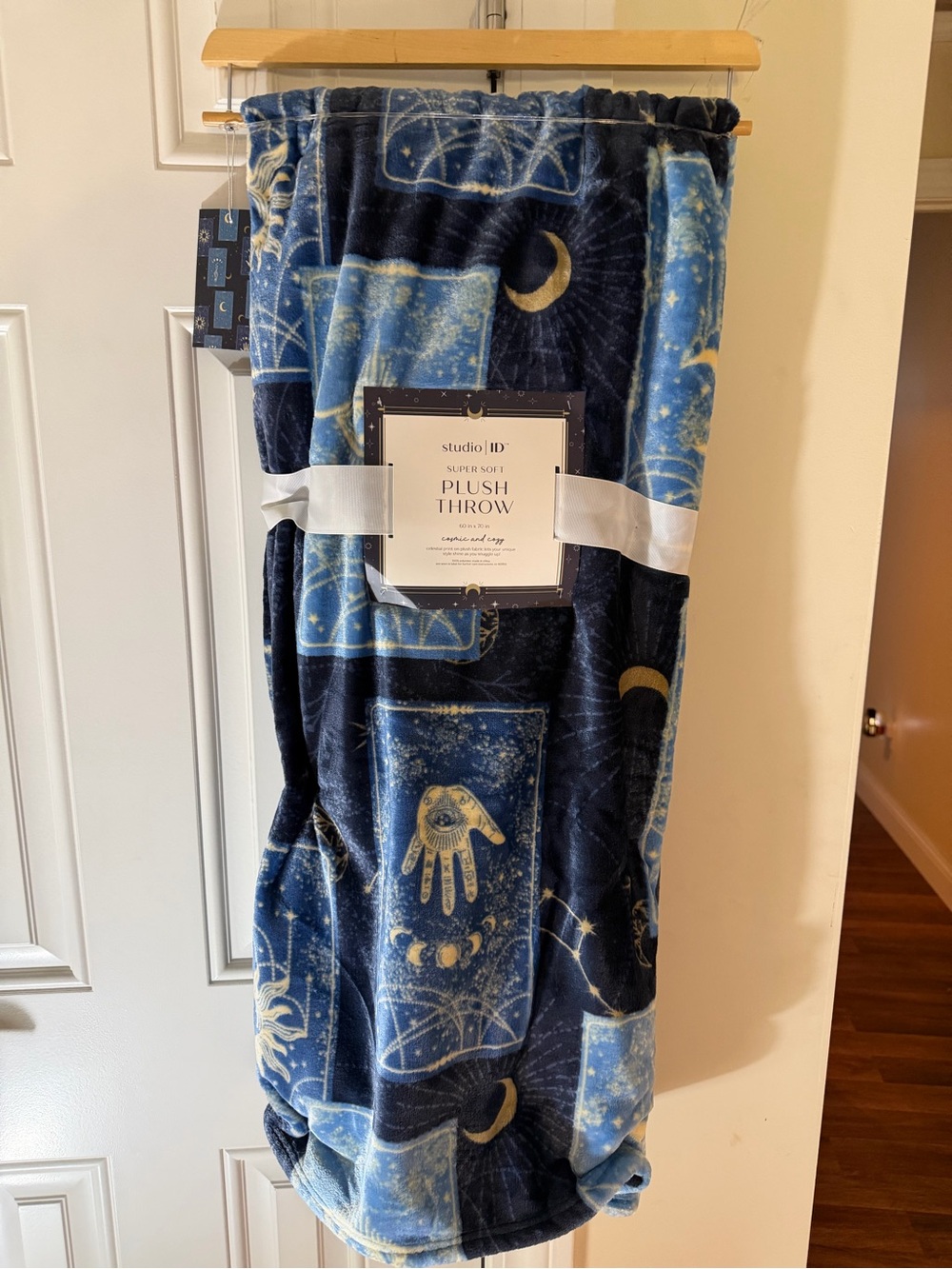 Studio ID Celestial Print Tarot Cards Super Soft Plush Throw Blanket